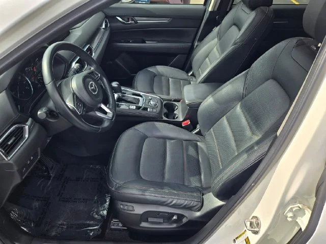 Used 2020 White Mazda Grand Touring image 20