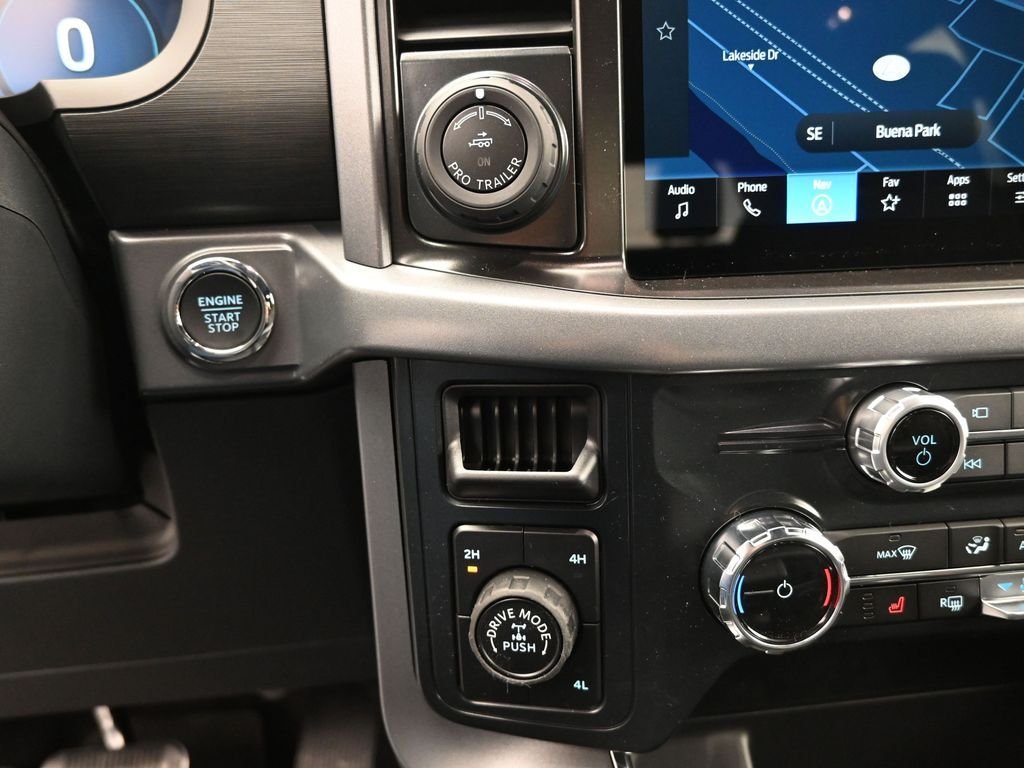 New 2026 Antimatter Blue Metallic Ford XLT image 17