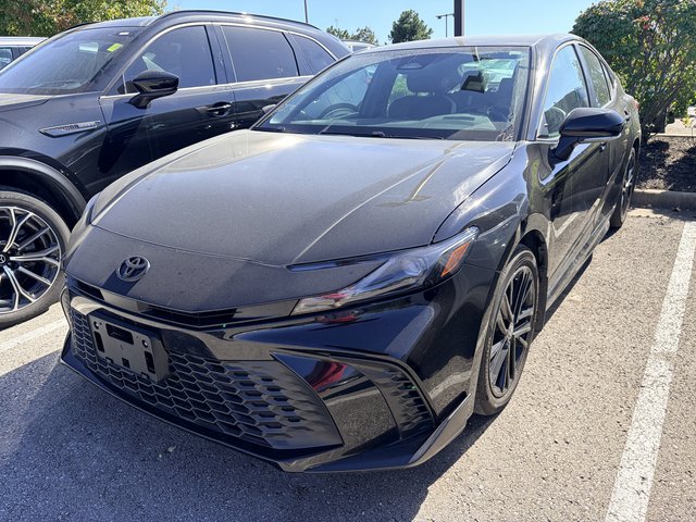 2026 Toyota Camry Hybrid SE