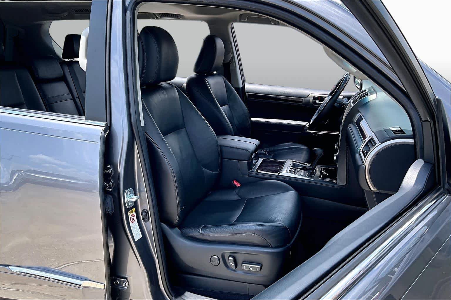 Used 2015 Nebula Gray Pearl Lexus  image 8
