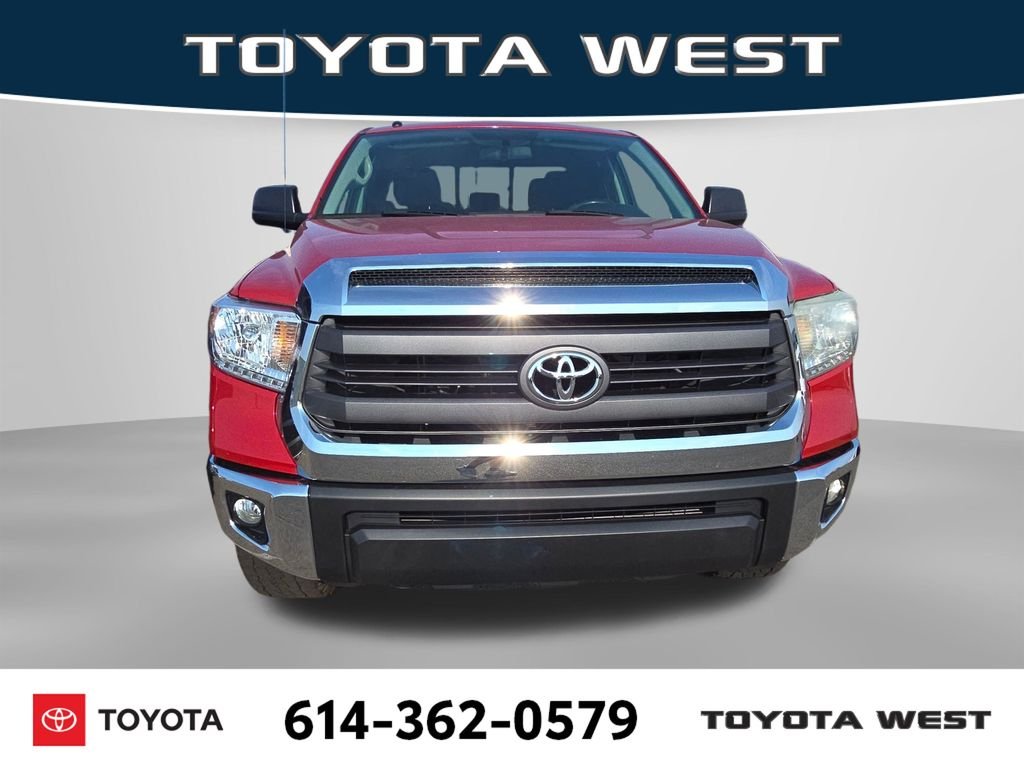 Used 2014 Red Toyota SR5 image 3