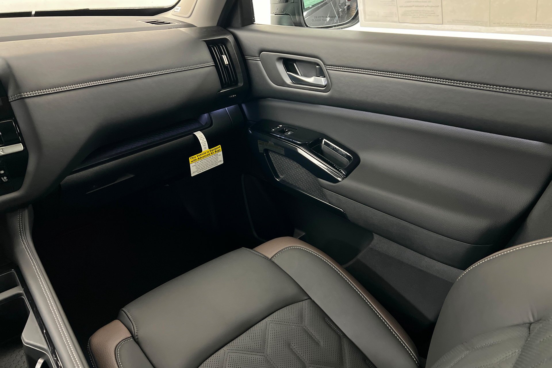 New 2026 Gun Metallic Nissan Platinum image 11