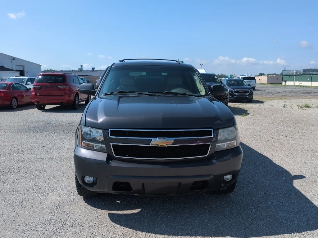 Used 2010 Taupe Gray Metallic Chevrolet LT image 3