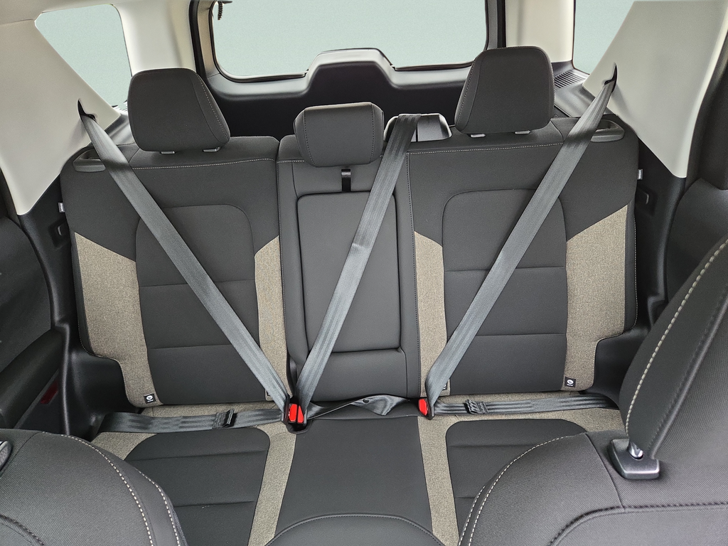 New 2026 Azure Gray Metallic Tri-Coat Ford Big Bend® image 25