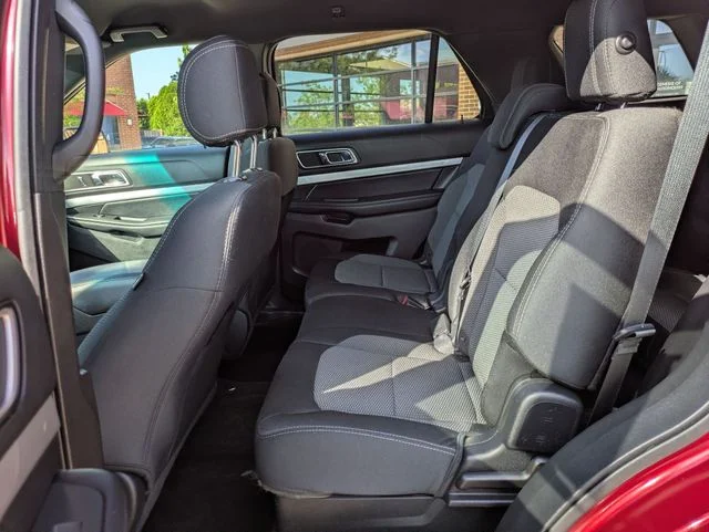 Used 2017 Red Ford XLT image 23