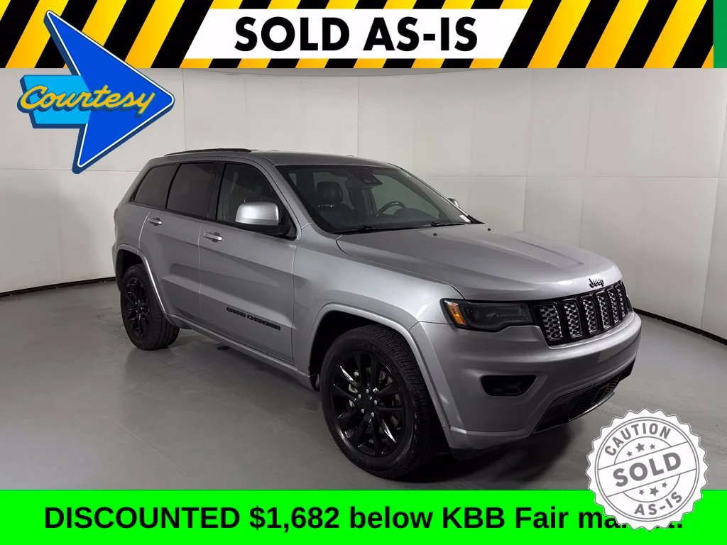Used 2021 Silver Jeep Laredo X image 1
