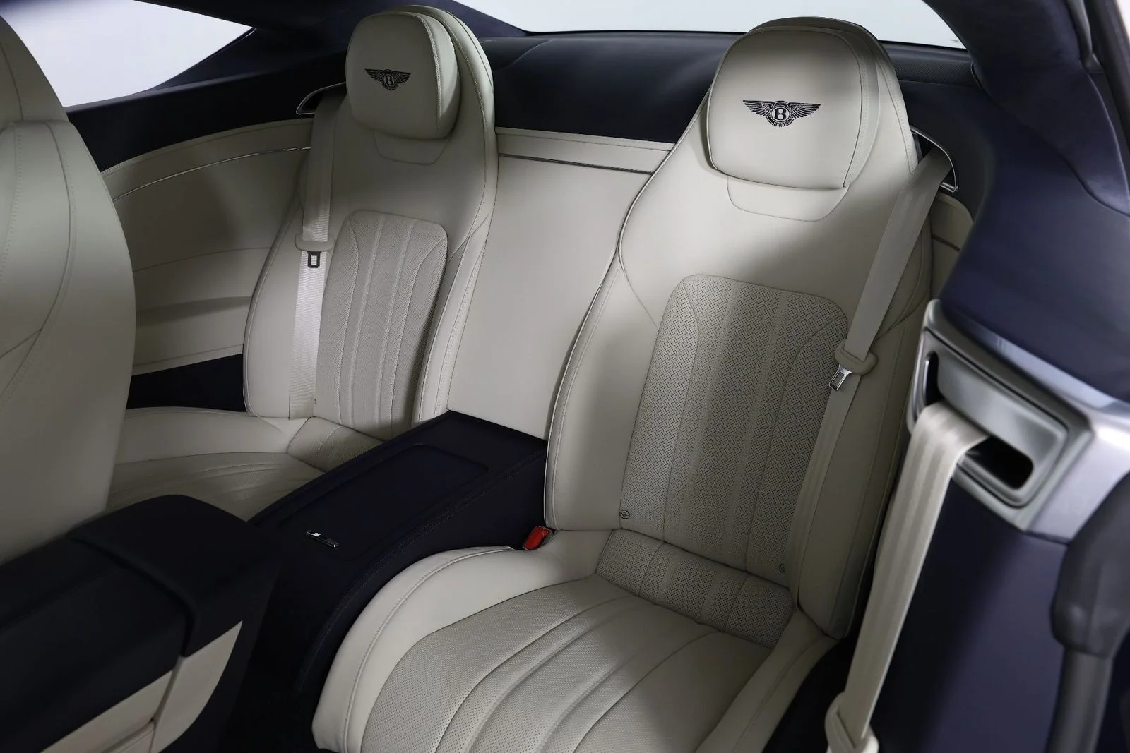 2026 Bentley Continental GT Base - Photo 25