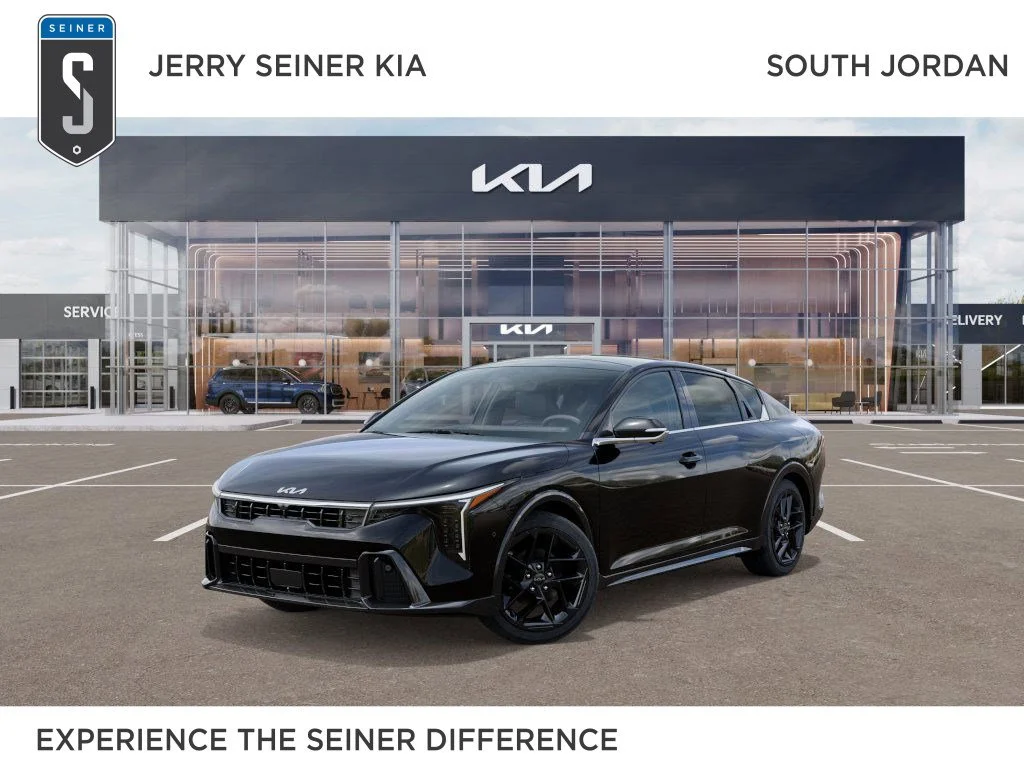 2025 Kia K4 GT-Line Turbo AT's photo