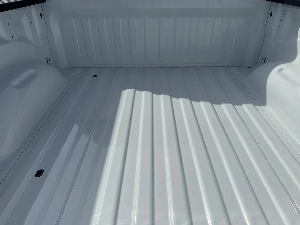 New 2026 Bright White Clear-Coat Exterior Paint RAM Laramie image 11