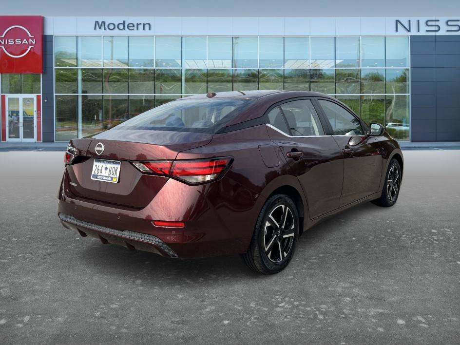 Used 2025 Rosewood Metallic Nissan SV image 5