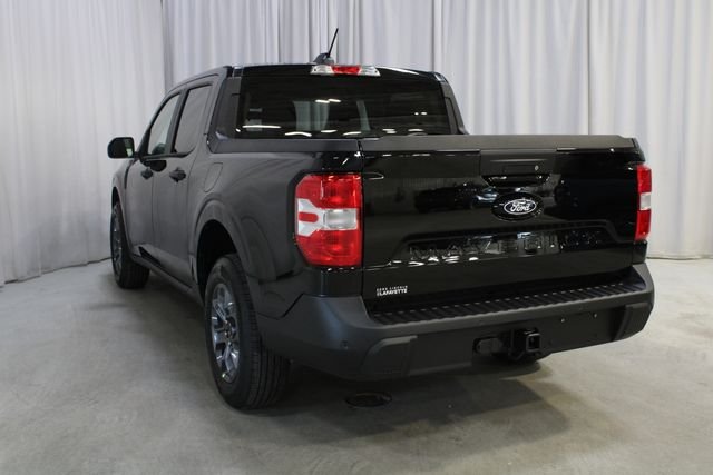 New 2026 Shadow Black Ford XLT image 23