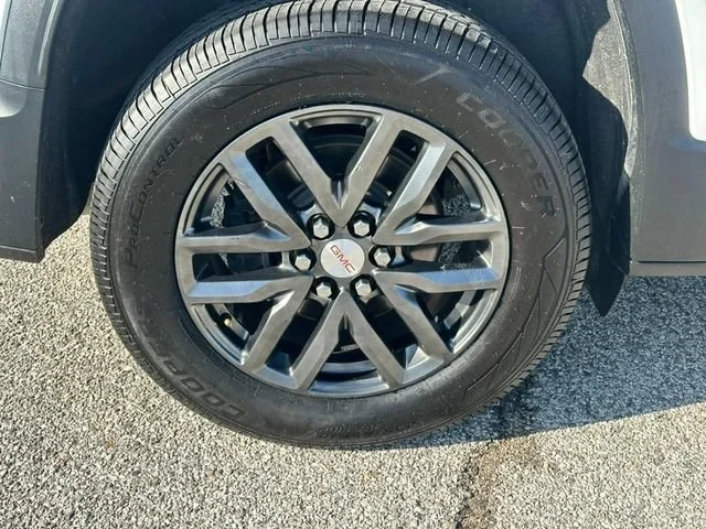 Used 2019 SUMMIT WHITE GMC SLT image 6