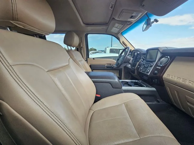 Used 2016 Caribou Metallic Ford Lariat image 18