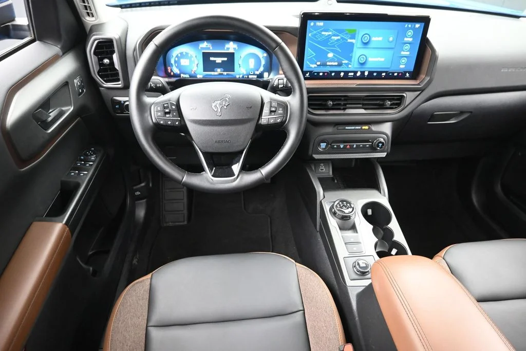 Used 2025 Blue Ford Outer Banks image 14