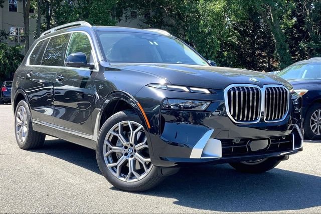 2025 BMW X7 xDrive40i's photo