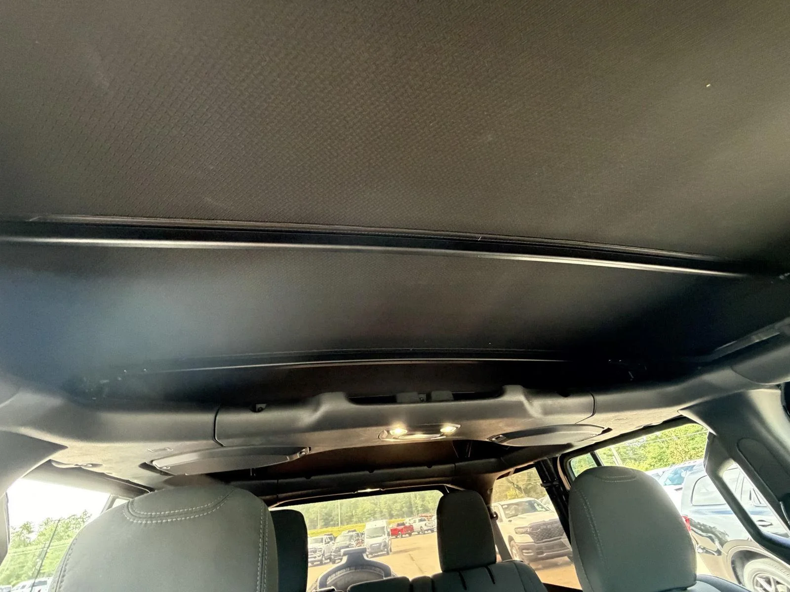 Used 2022 Black Clearcoat Jeep Unlimited Sport S image 22