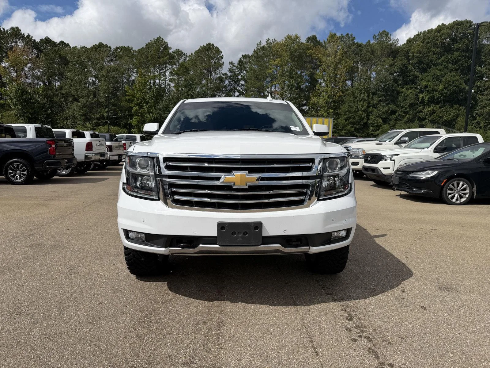 Used 2020 Summit White Chevrolet LT image 2