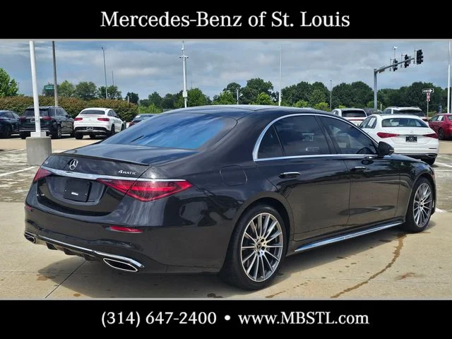 Certified Used 2024 Gray Mercedes-Benz S 580 image 3