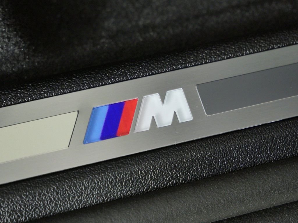 New 2026 Tanzanite Blue II Metallic BMW xDrive40i image 23