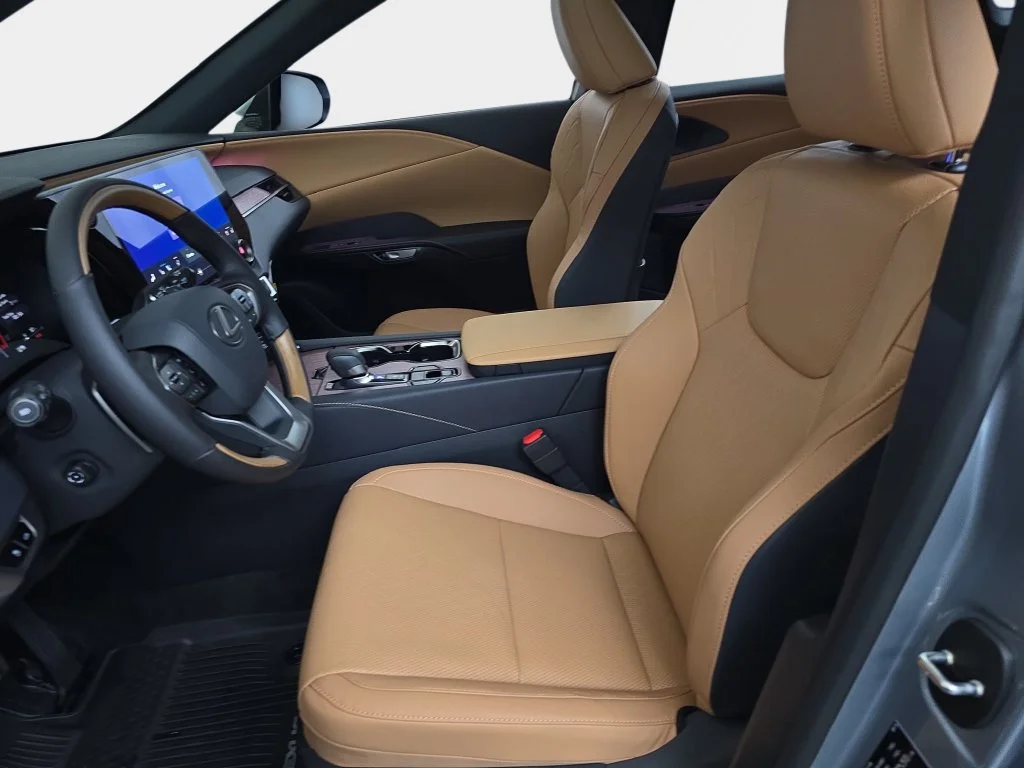 New 2026 Iridium Lexus PREMIUM PLUS image 14