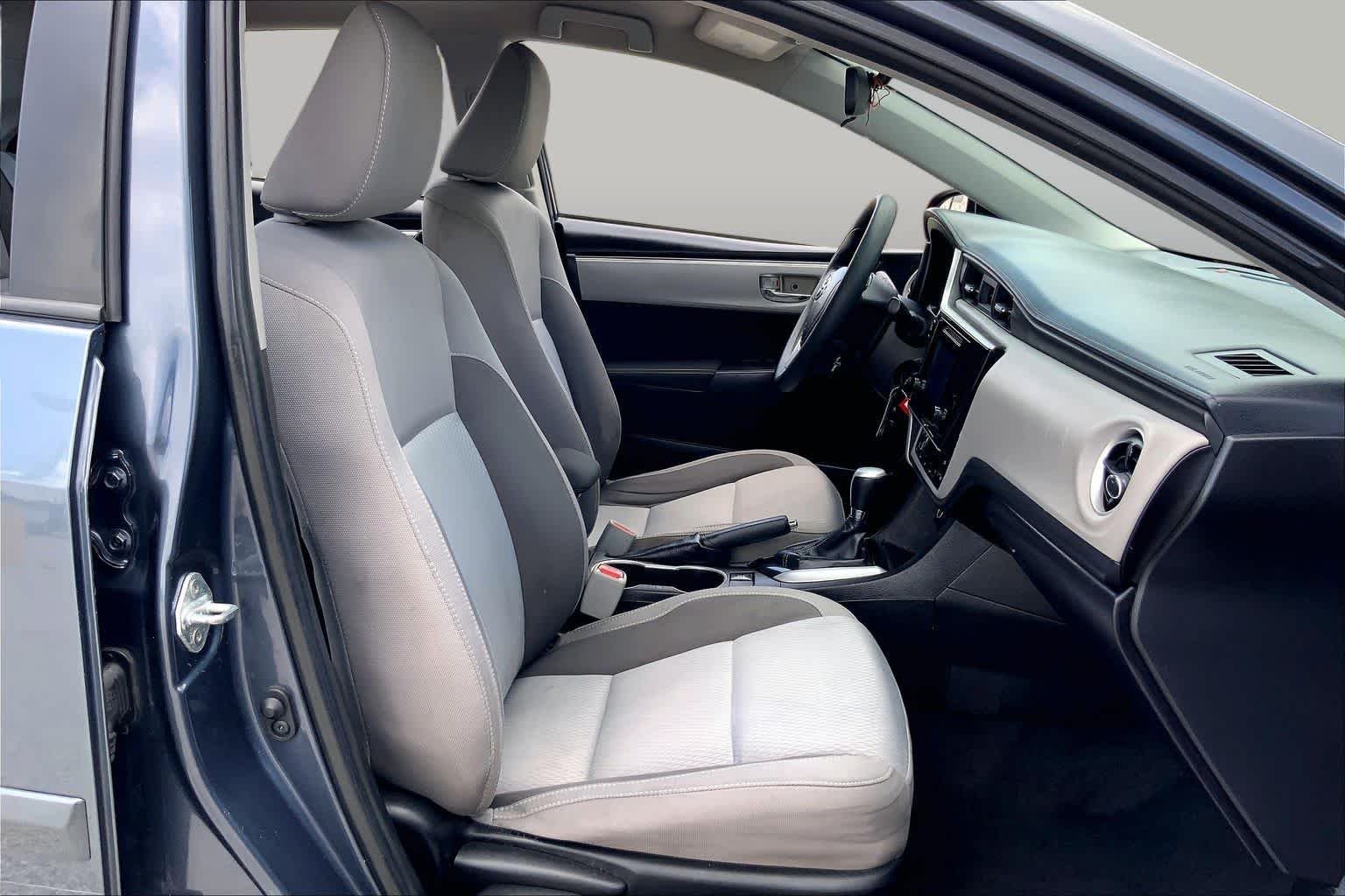 Used 2018 Slate Metallic Toyota LE image 9