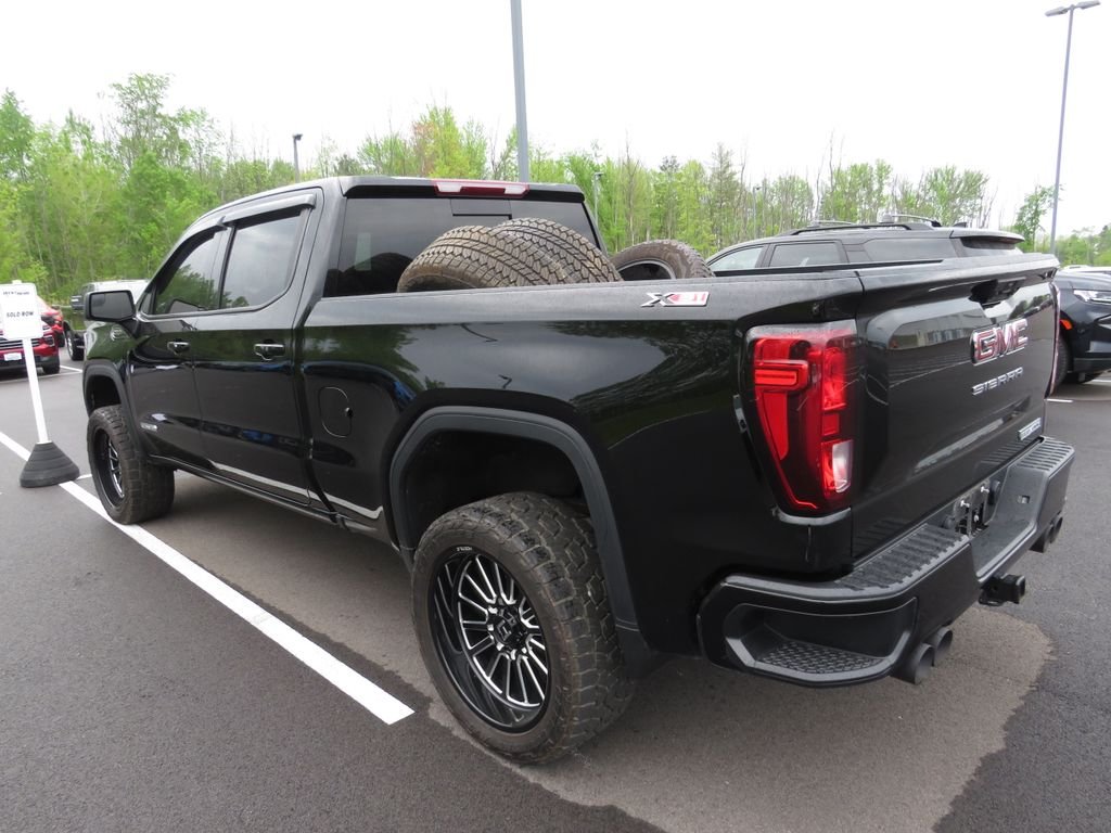 Used 2025 Black GMC Elevation image 9