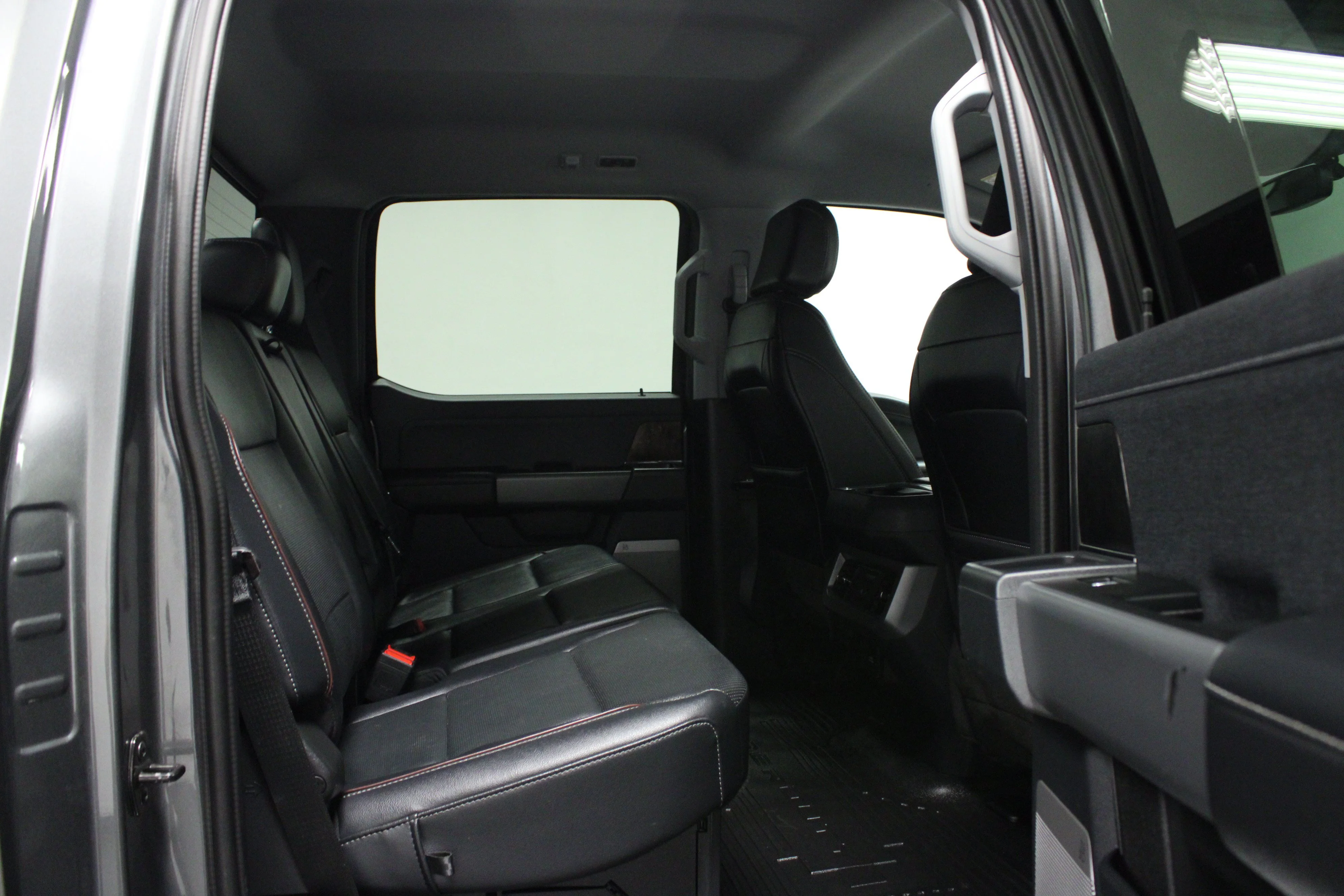 Used 2023 Carbonized Gray Metallic Ford LARIAT image 14
