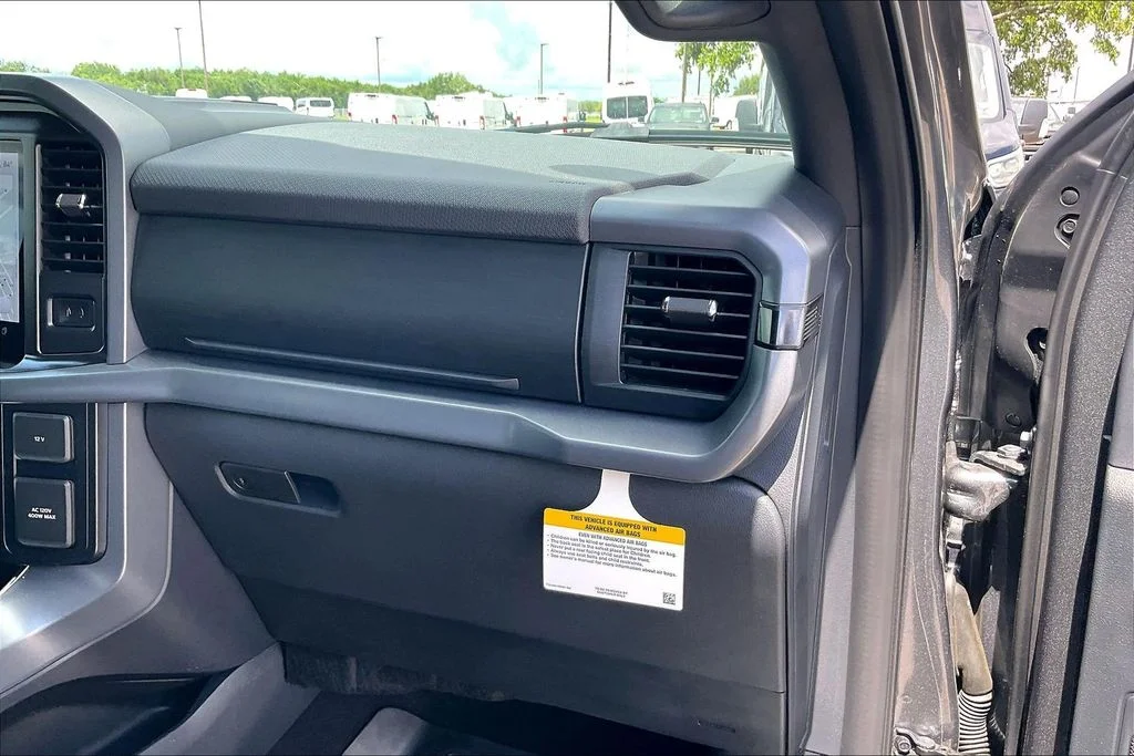 Used 2026 Gray Ford XLT image 23
