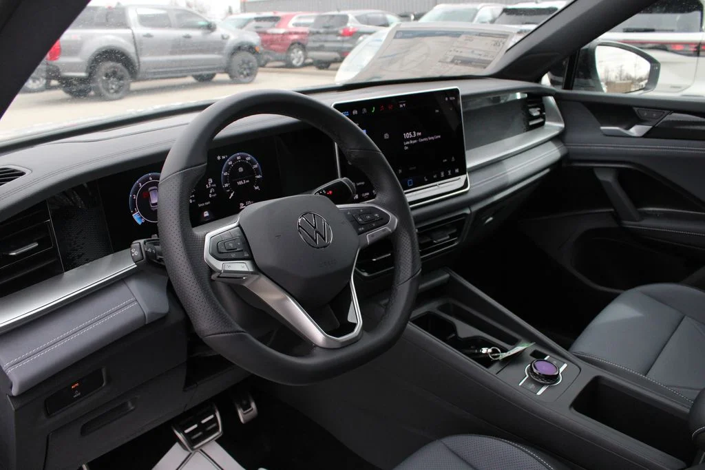 New 2026 White Volkswagen 2.0T SE R-Line Black image 2