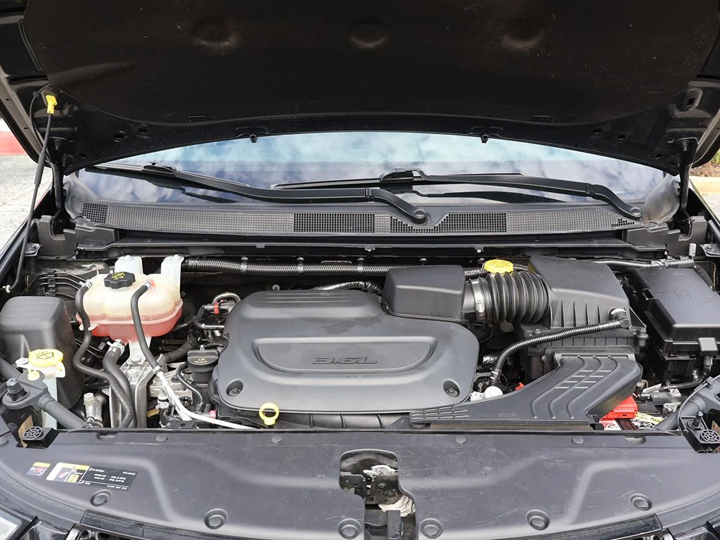 Used 2023 Black Chrysler Touring L image 19