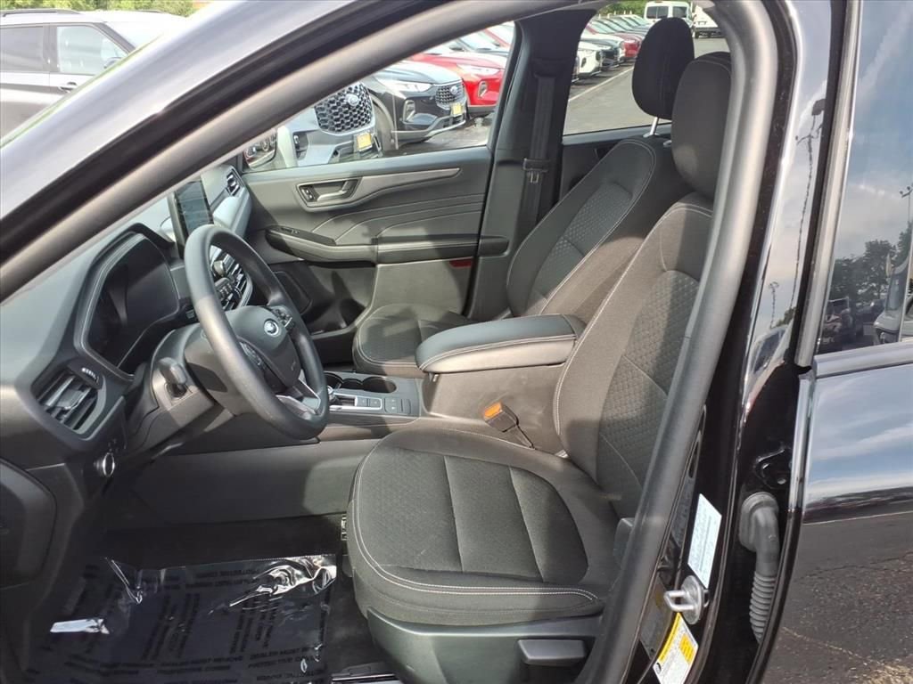 Certified Used 2025 Black Ford Active image 24