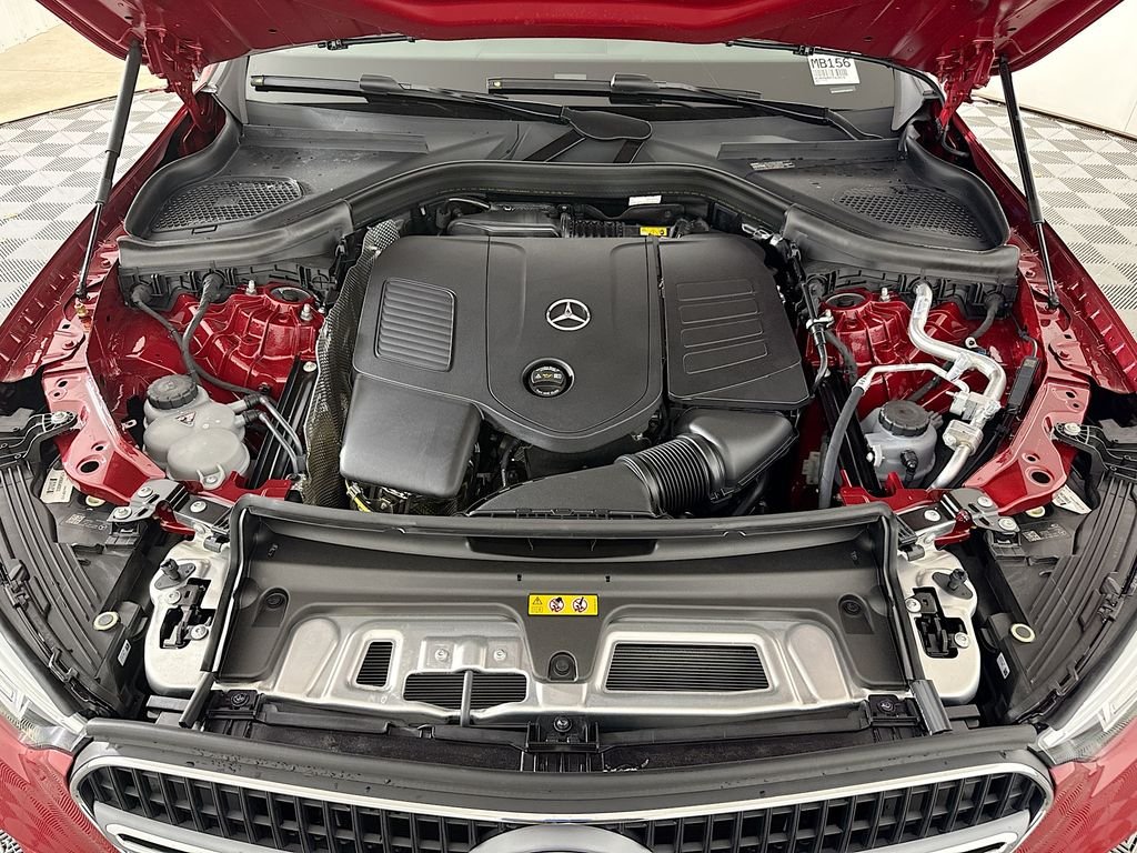New 2026 MANUFAKTUR Patagonia Red Metallic Mercedes-Benz GLC 300 image 31