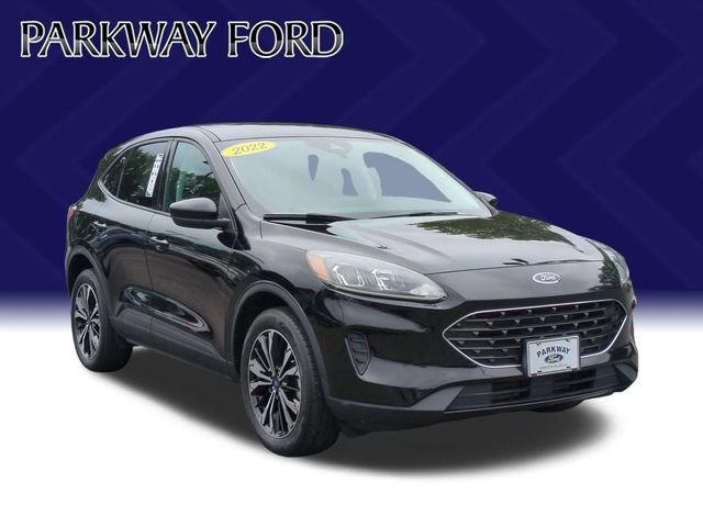 Used 2022 Black Ford SE image 7