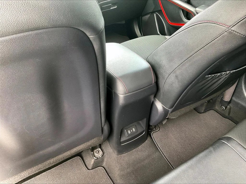 Used 2023 Gravity Gray Kia GT-Line image 27