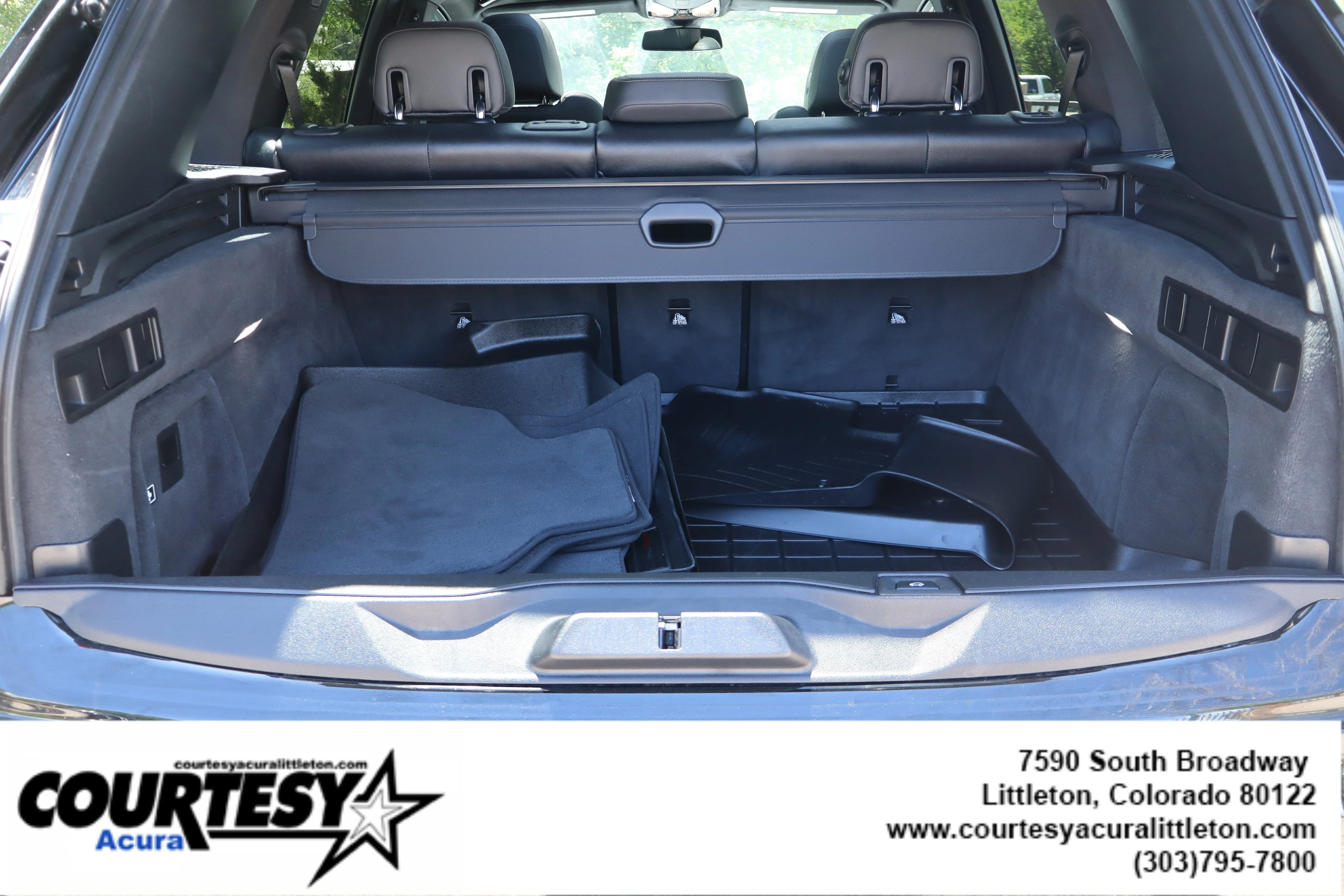 Used 2020 Jet Black BMW xDrive40i image 29