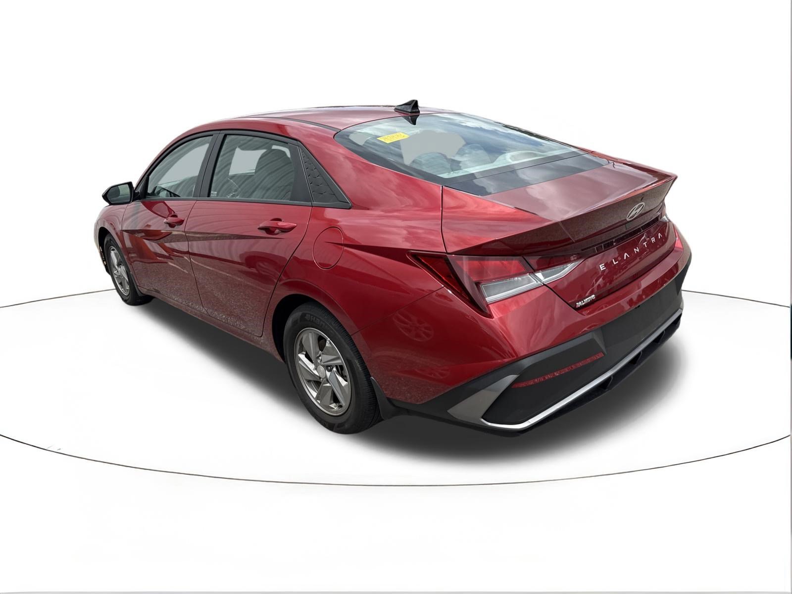 Certified Used 2025 Ultimate Red Hyundai SE image 3