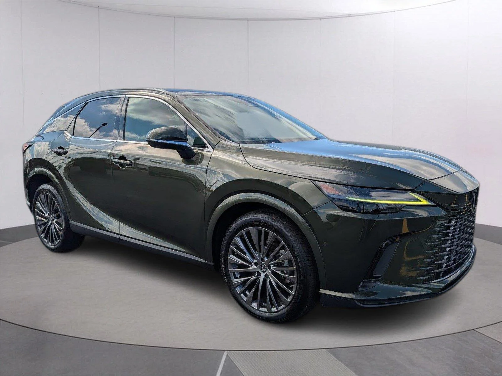 Used 2023 Nori Green Pearl Lexus RX 350 Luxury image 9