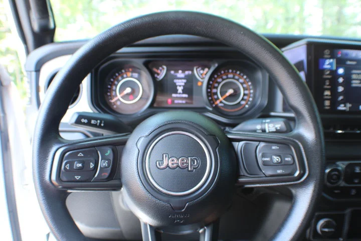 Used 2024 Bright White Clearcoat Jeep Sport image 8