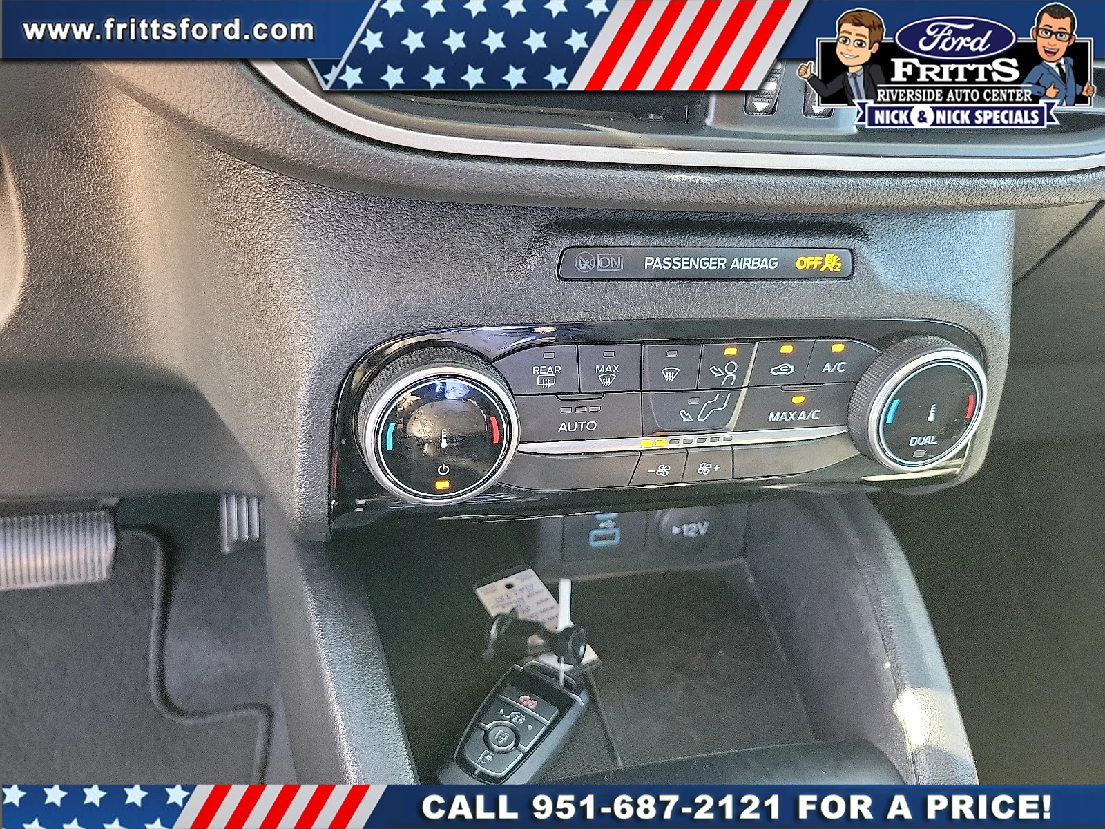Certified Used 2022 Blue Metallic Ford SE image 9
