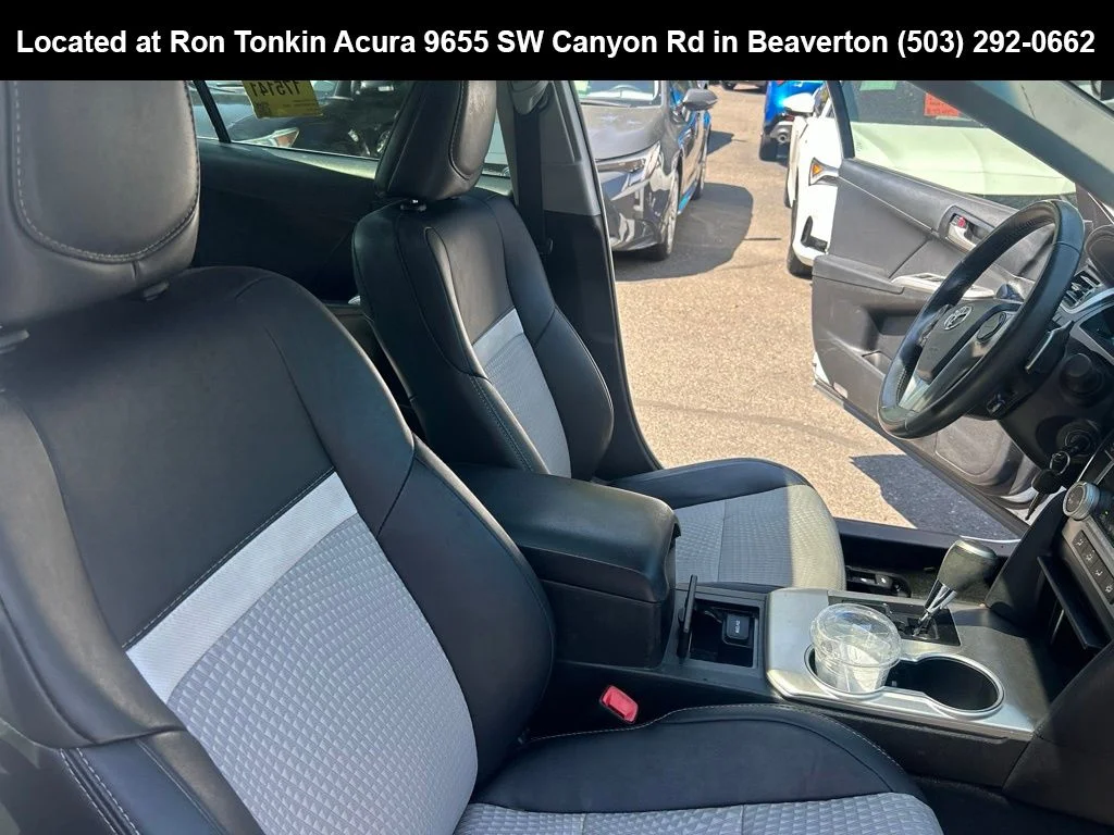 Used 2013 Super White Toyota SE image 14
