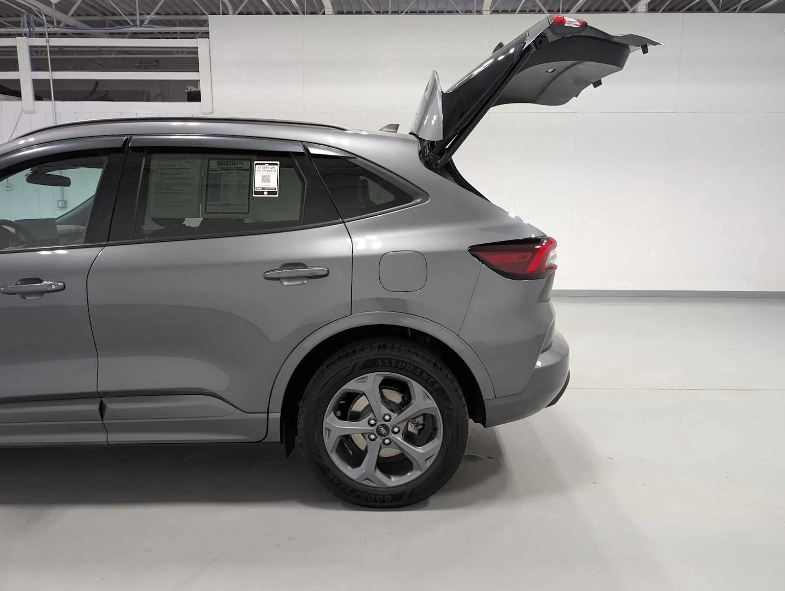 Used 2023 Carbonized Gray Ford ST-Line image 11