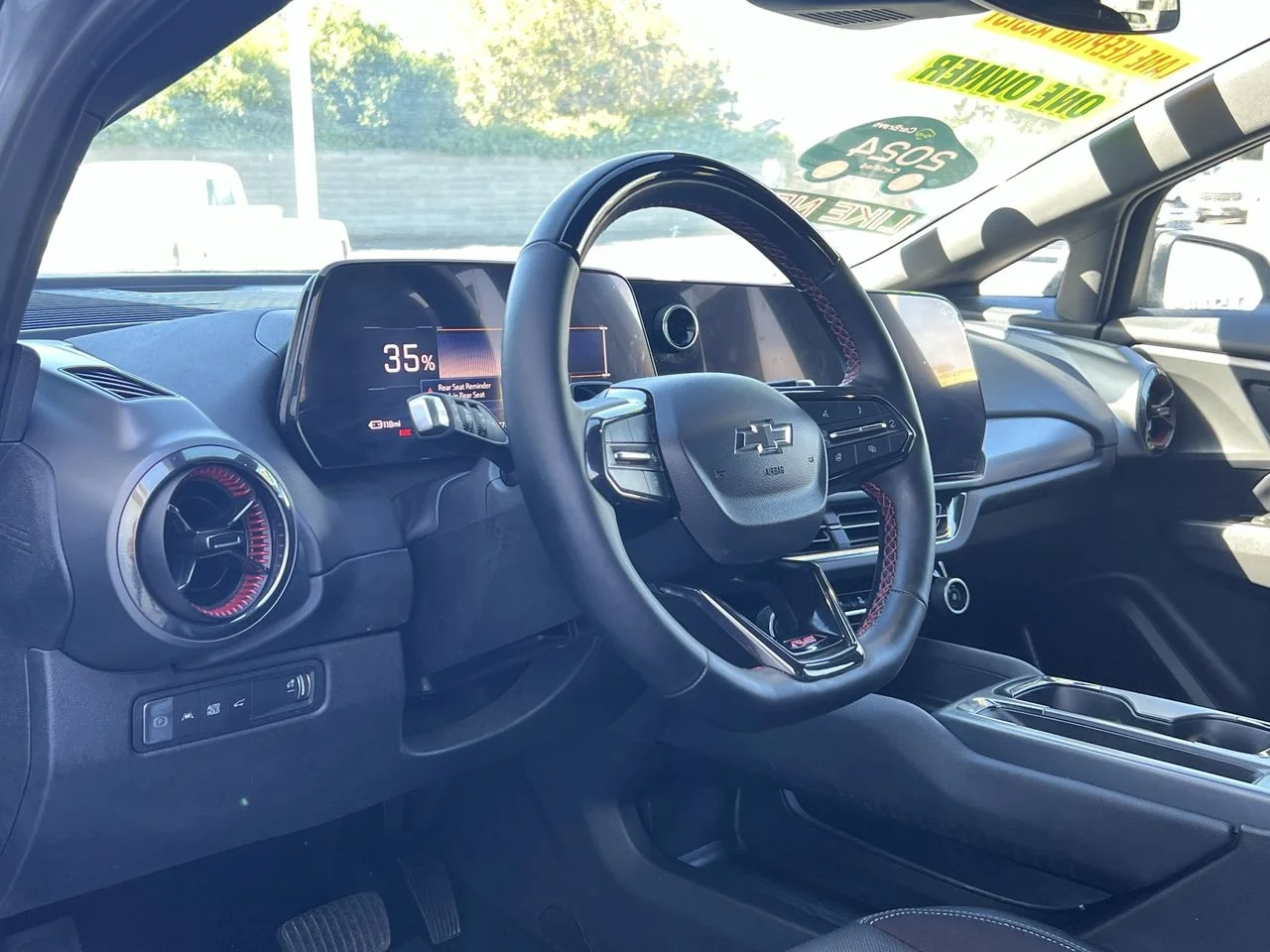 2024 Chevrolet Equinox EV Launch Edition - Photo 14