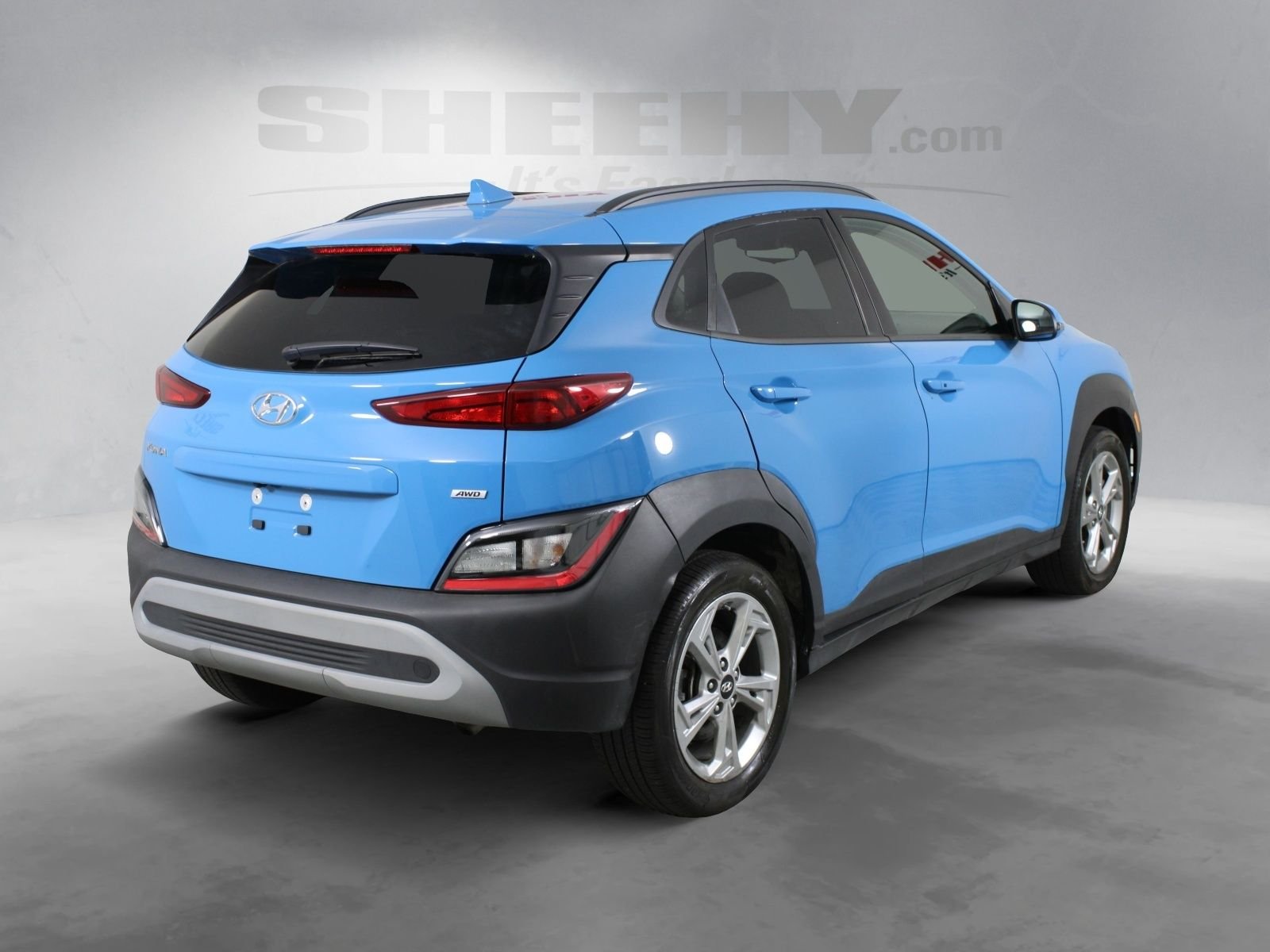 Used 2023 Green Hyundai SEL image 12