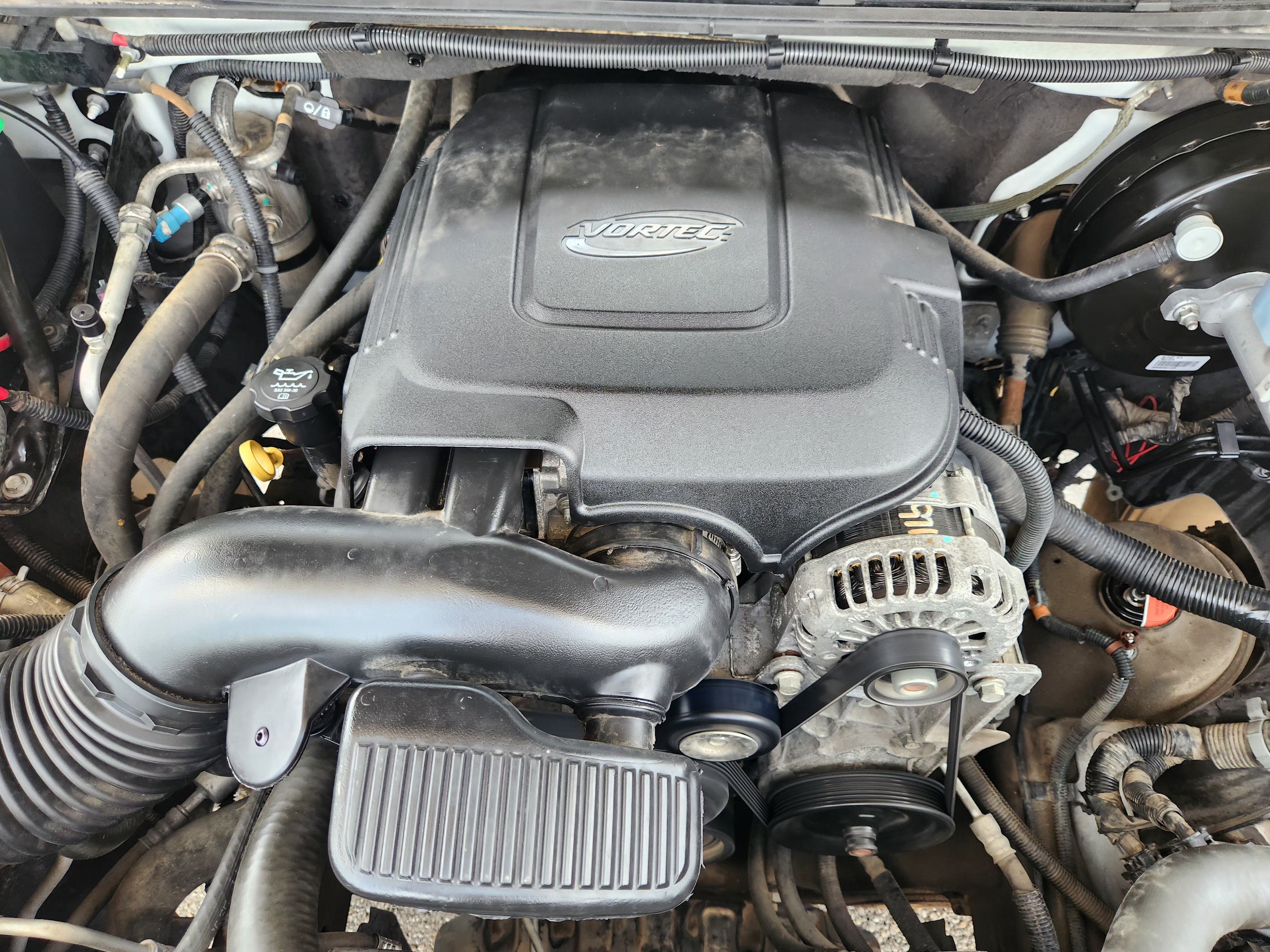 Used 2009 SUMMIT WHITE Chevrolet LT image 29