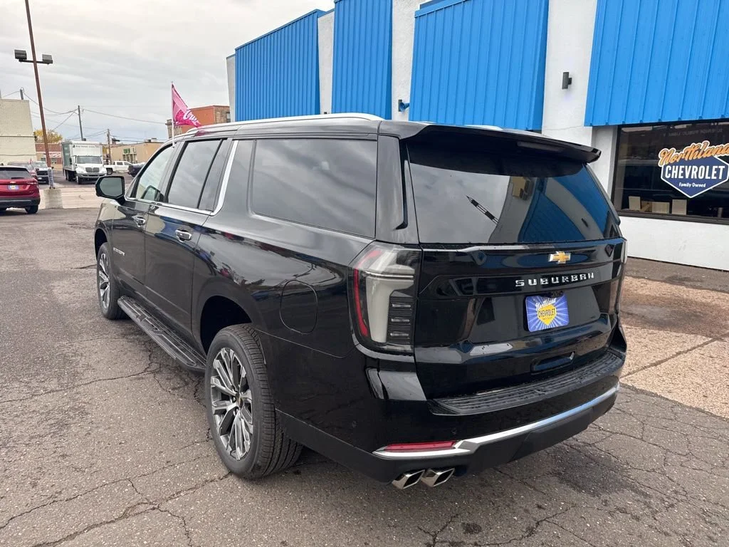 2026 Chevrolet Suburban High Country - Photo 9