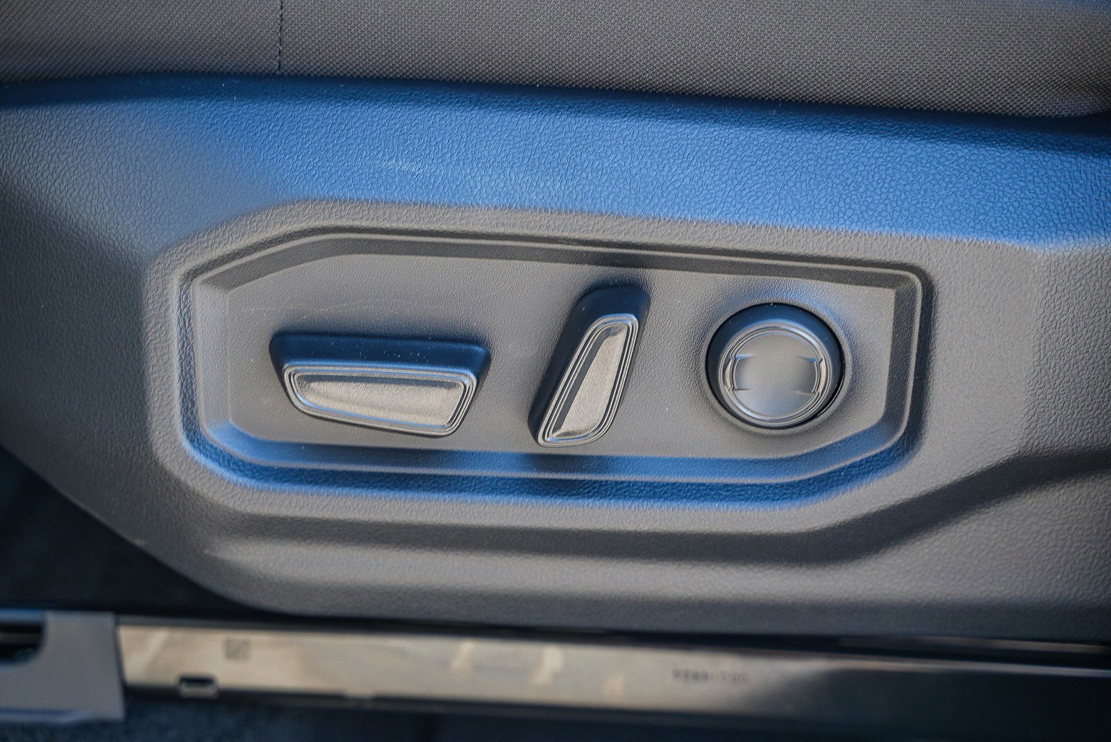 2025 Toyota Tundra SR5 - Photo 21