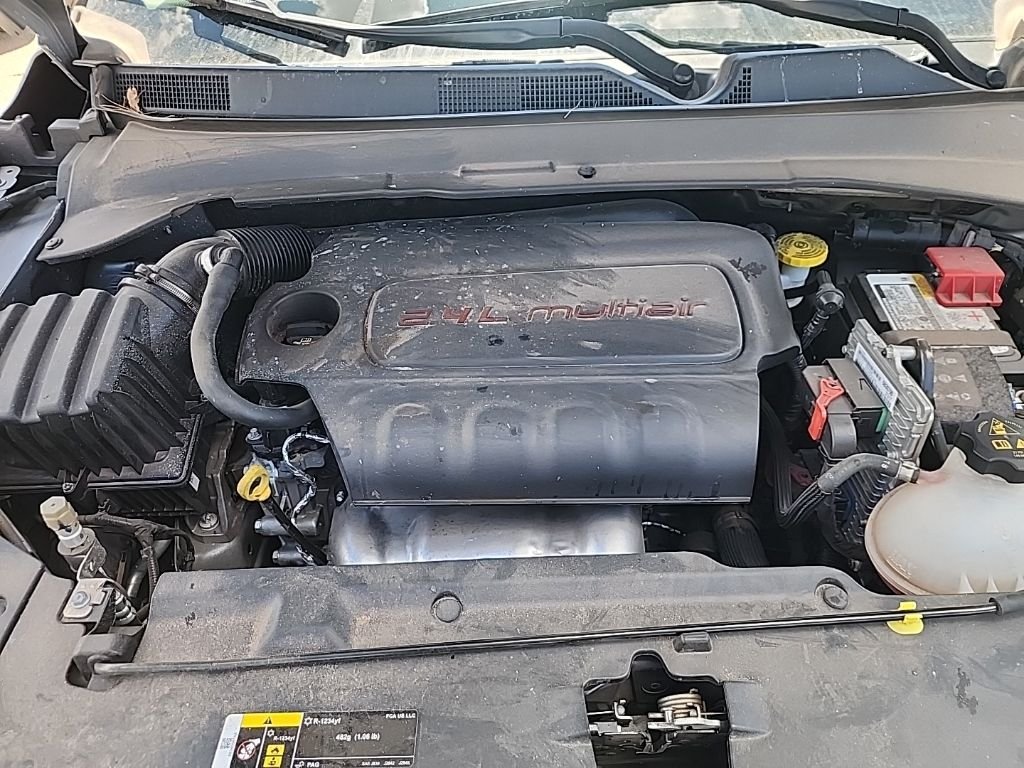 Used 2022 Silver Jeep Trailhawk image 3