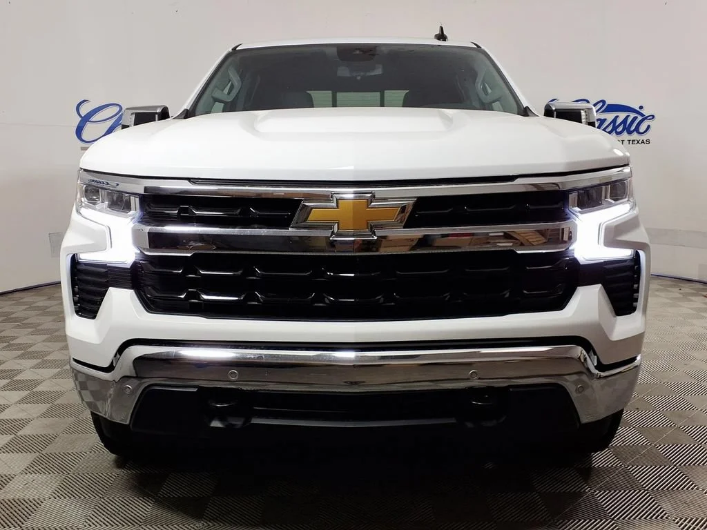 New 2026 Summit White Chevrolet LT image 3