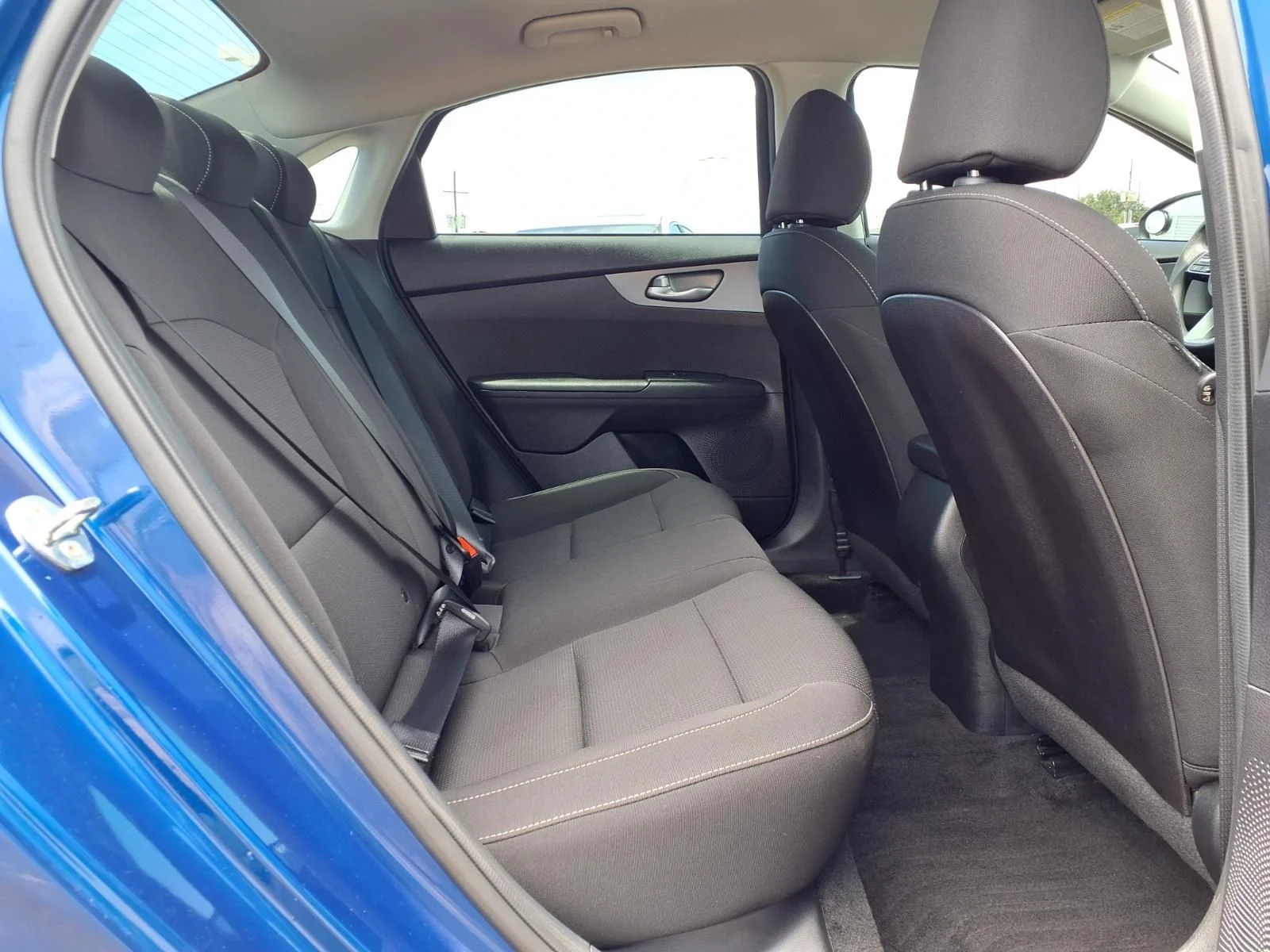 Certified Used 2021 Blue Kia LXS image 12