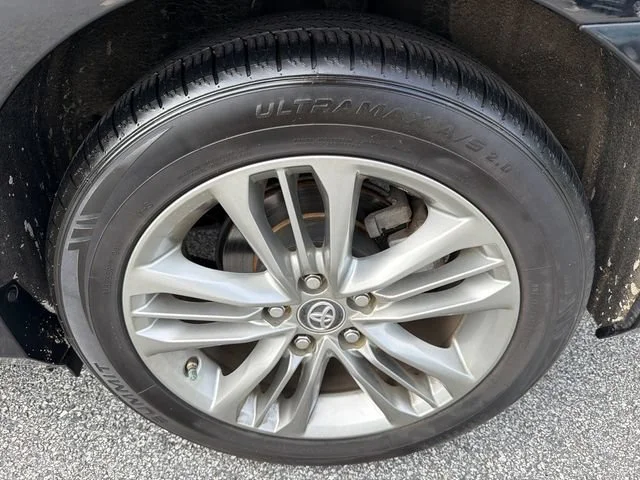 Used 2017 Black Toyota SE image 19